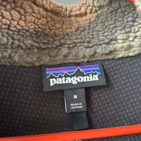 Patagonia Men’s Retro Pile Fleece Camo size Medium - Picture 2 of 4